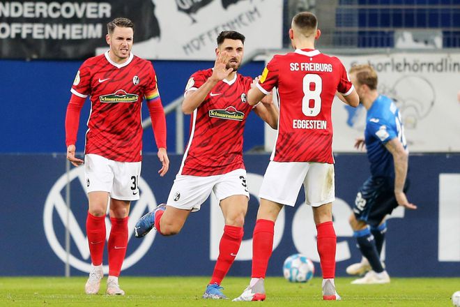 拜仁慕尼黑主场击败切尔西，小组领跑